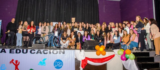 Aries Noticias - SAN MARTIN: Reconocimiento a la tarea docente en el ...